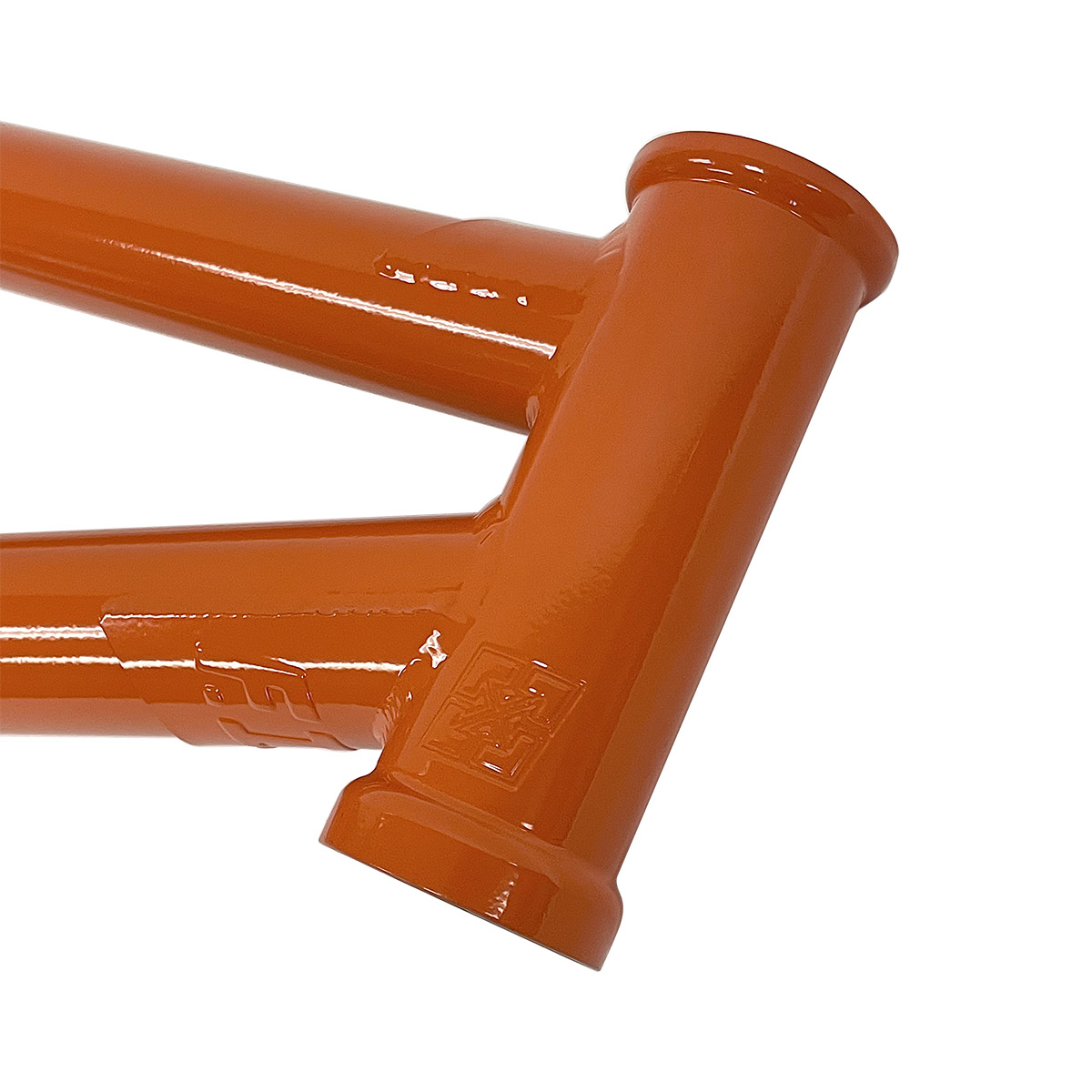 30-FR-DUGAN_Competition-Orange-e