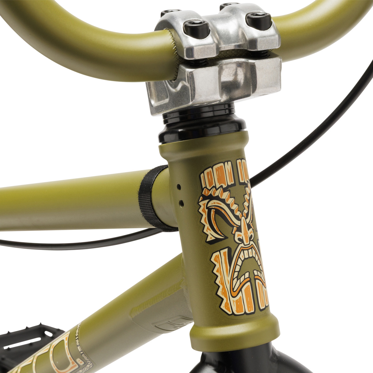 FIT_26_18_JUNGLE_GREEN_DETIAL_001